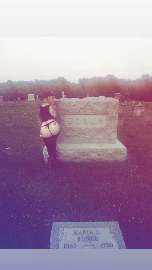 Life is hard guys, let me resERECT you 🖤💦