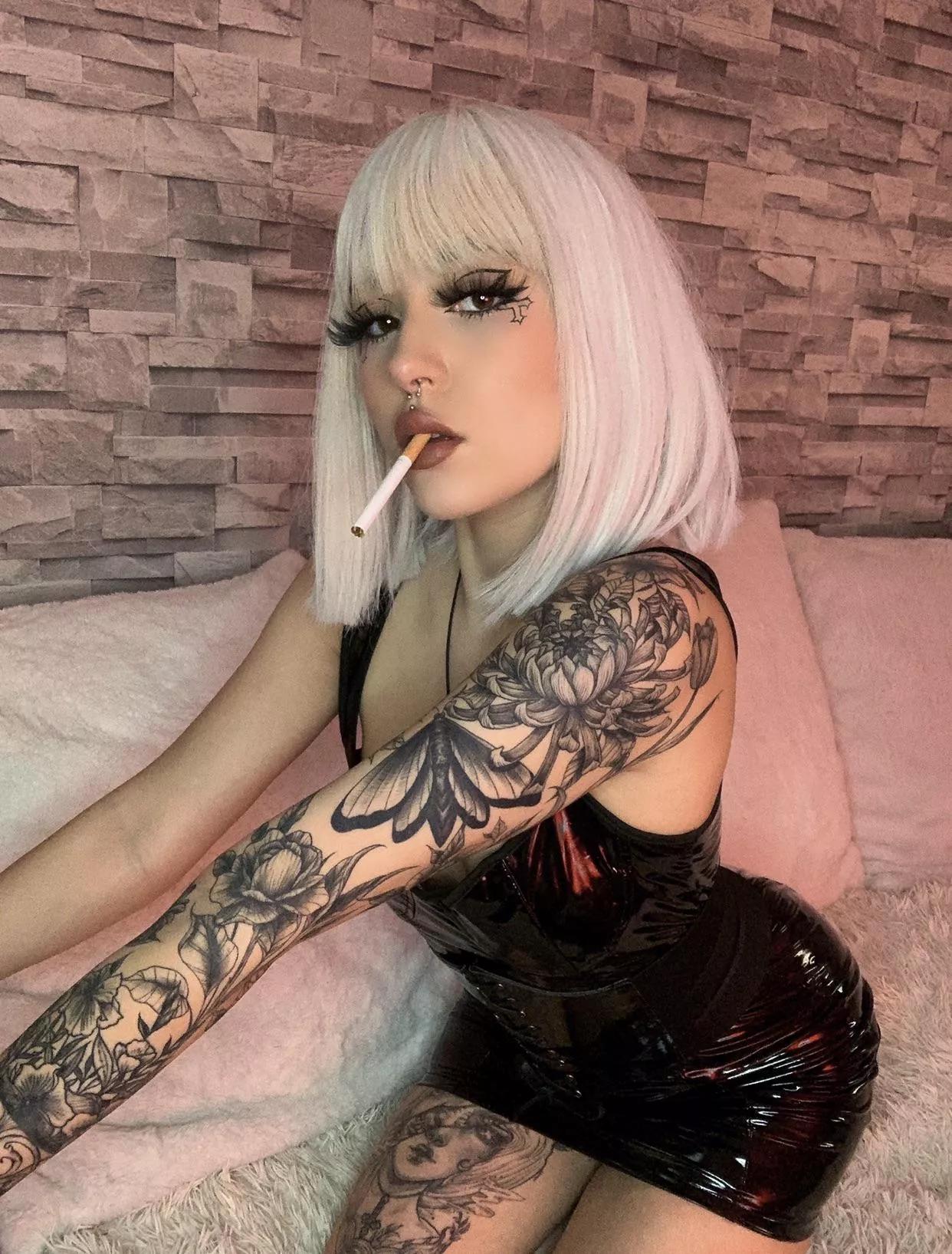 Light it up for me so I can ash in your mouth [domme]