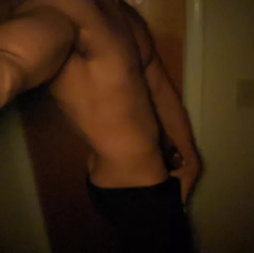 Lights out after a long day of work and the gym ;) (m)