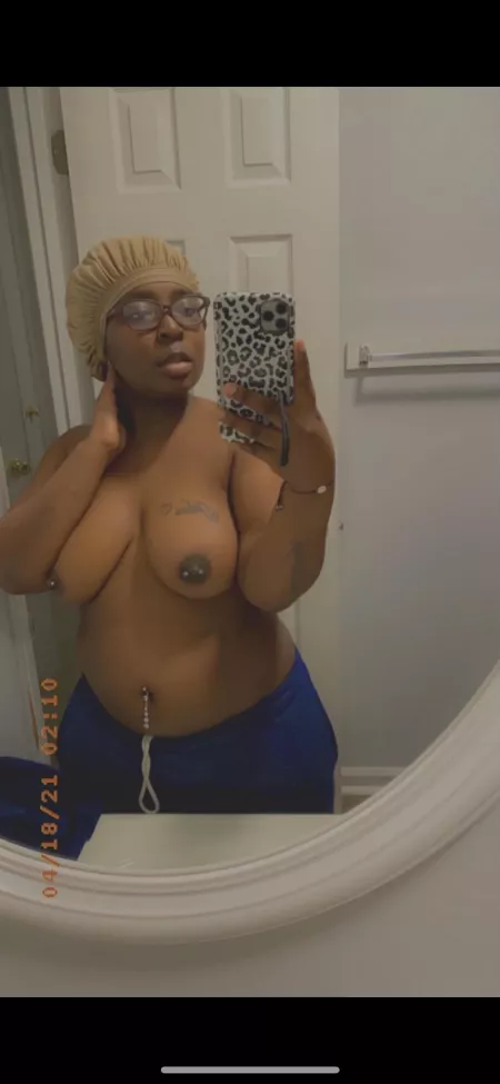 Like big black pierced tits ? Like big black pierced tits ?