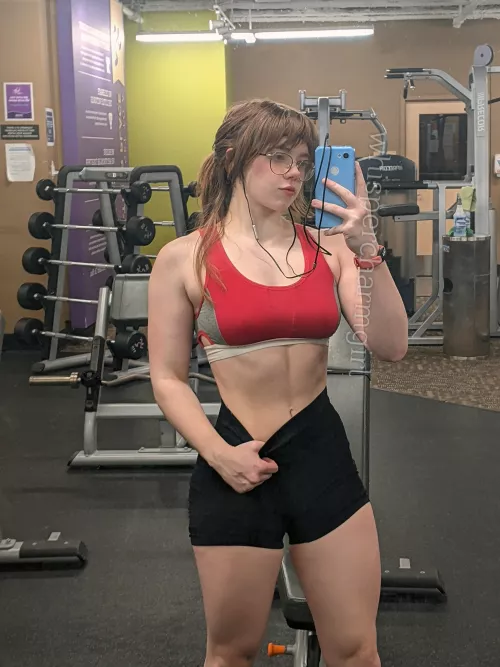 Like buff girls? (20F)