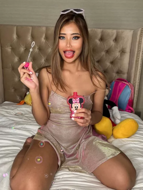 Like it when I blow… bubbles? 😇 Like it when I blow… bubbles? 😇