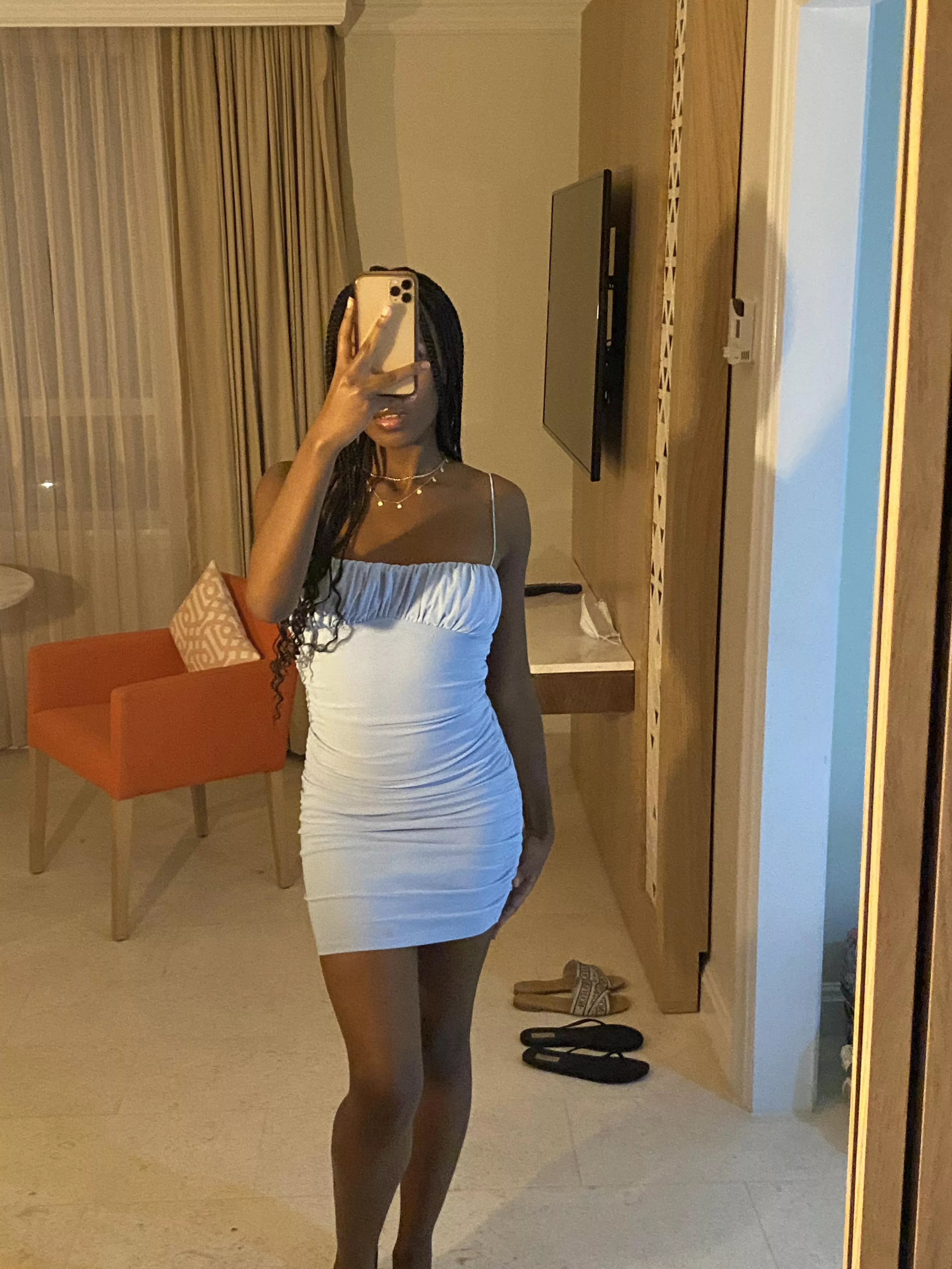 Like my date night outfit? Like my date night outfit?