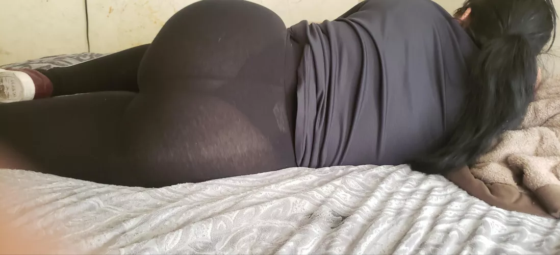 like my leggings like my leggings