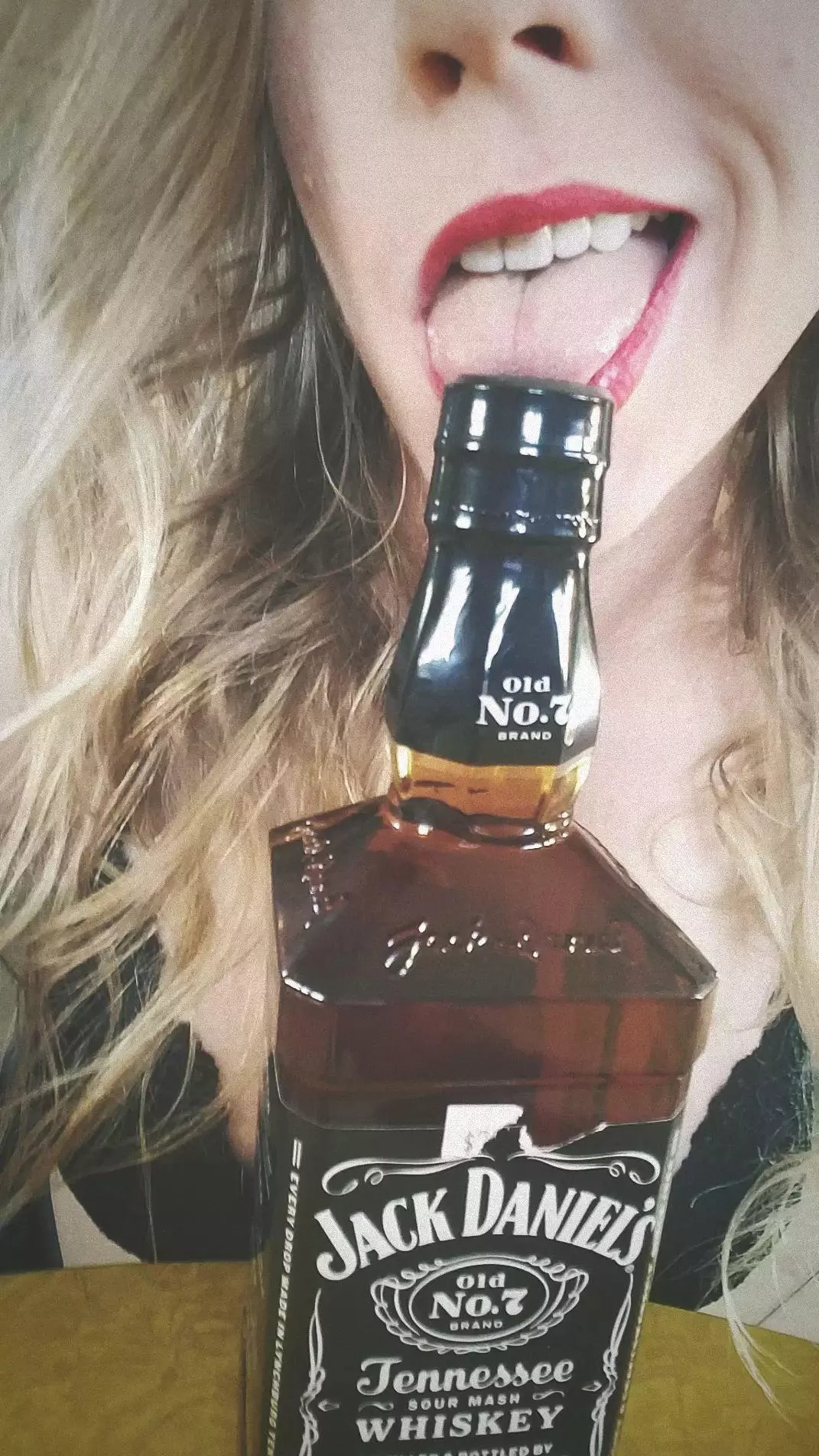 Like my lipstick? Like my lipstick?