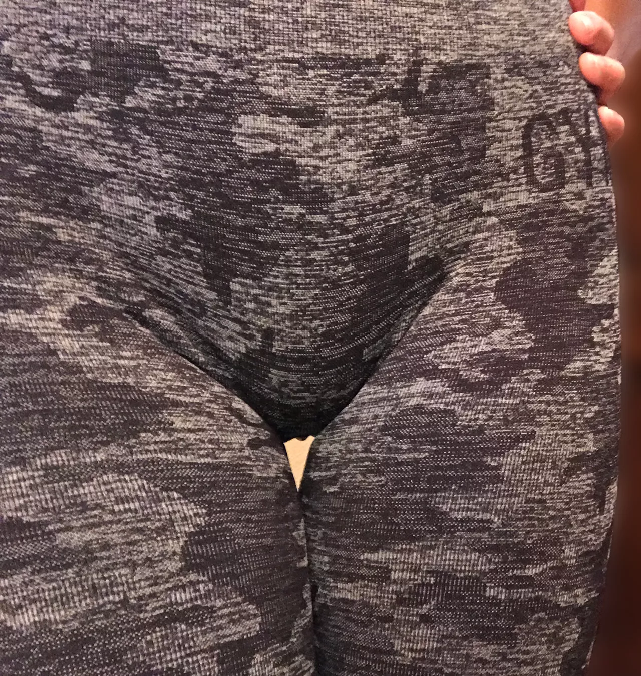 Like my new leggings? Would I catch you looking?