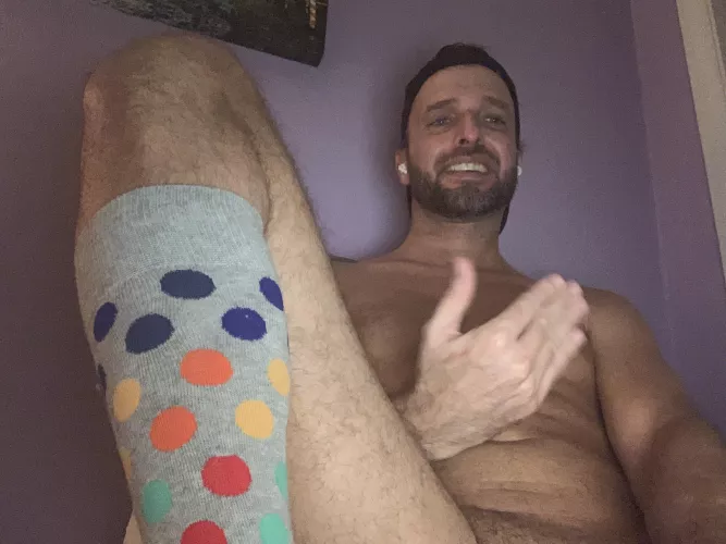 Like or nah? If yes: pick Zoom, Skype, kik, telegram, or WhatsApp for live “communication”! 😉 Message me for usernames!