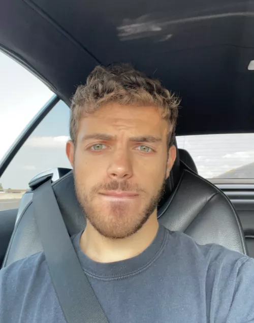 Like the way my eyes look here :) Like the way my eyes look here :)