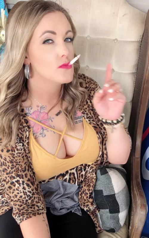 Like what ya see? I do custom pix/vids too Like what ya see? I do custom pix/vids too