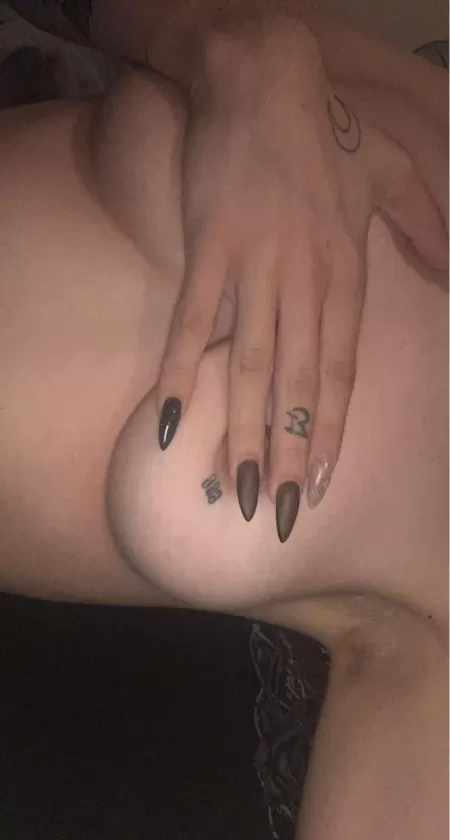 Lil hand bra action ๐