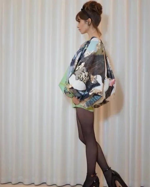 Lily Collins