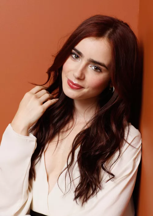 Lily Collins Lily Collins