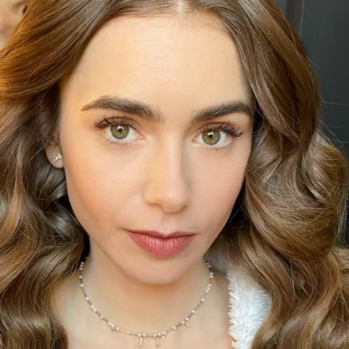 Lily Collins Lily Collins