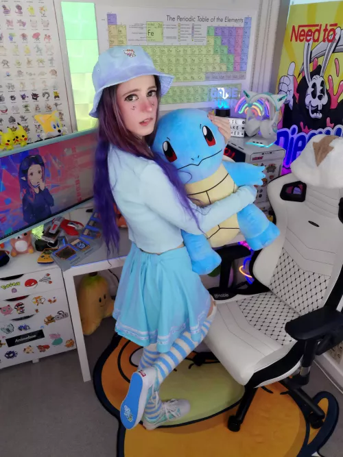 lip biting in cute blue vans 😊💎