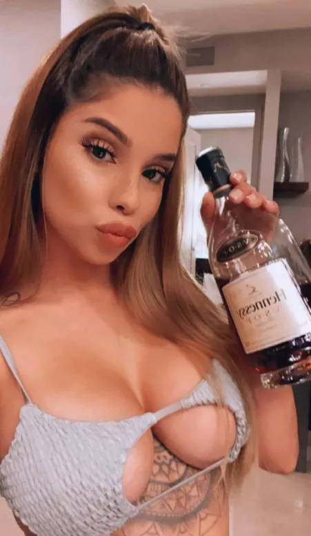 Lips and tits Lips and tits