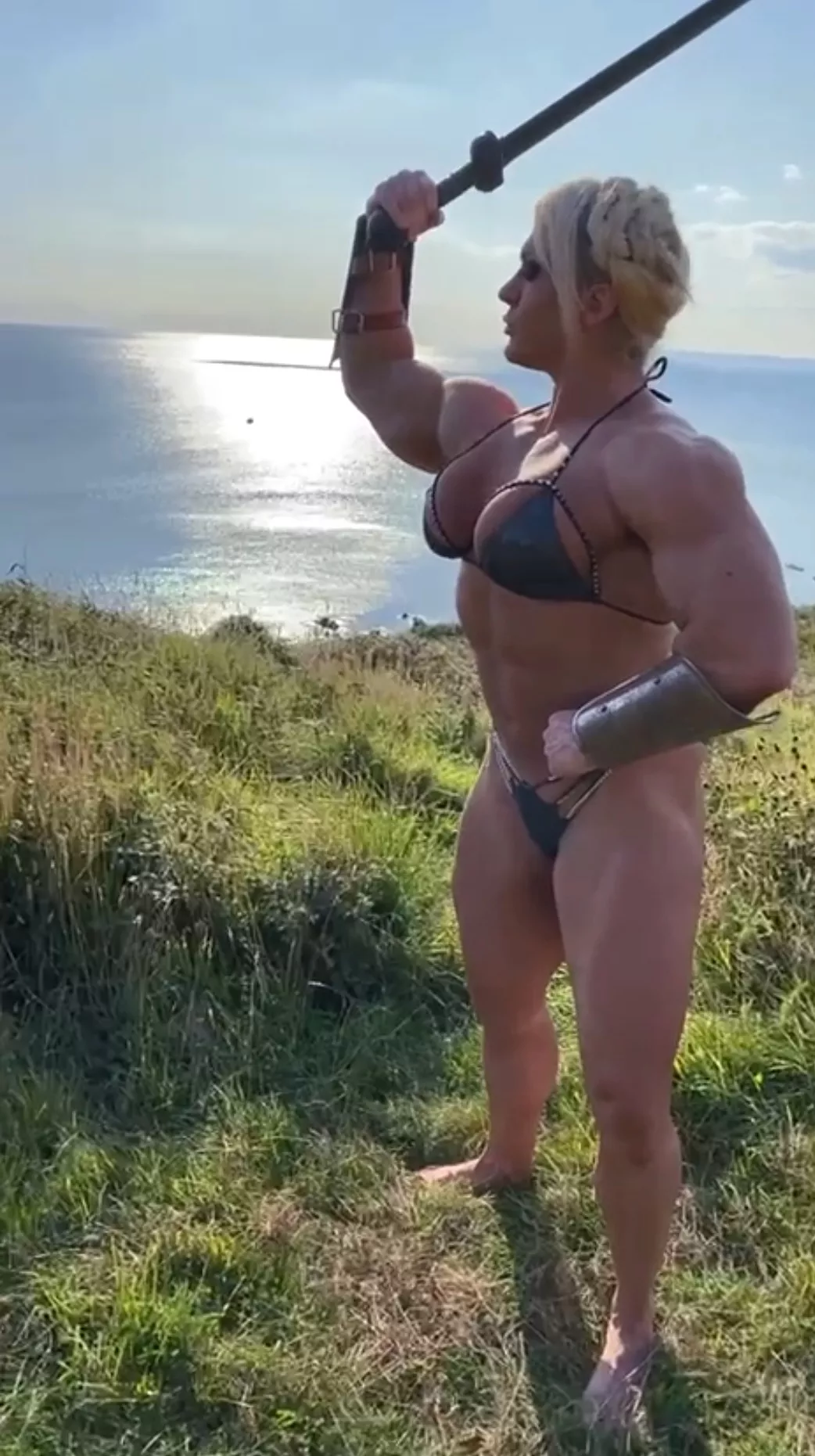 💪⚔️..Lisa Cross 😍 💪⚔️..Lisa Cross 😍