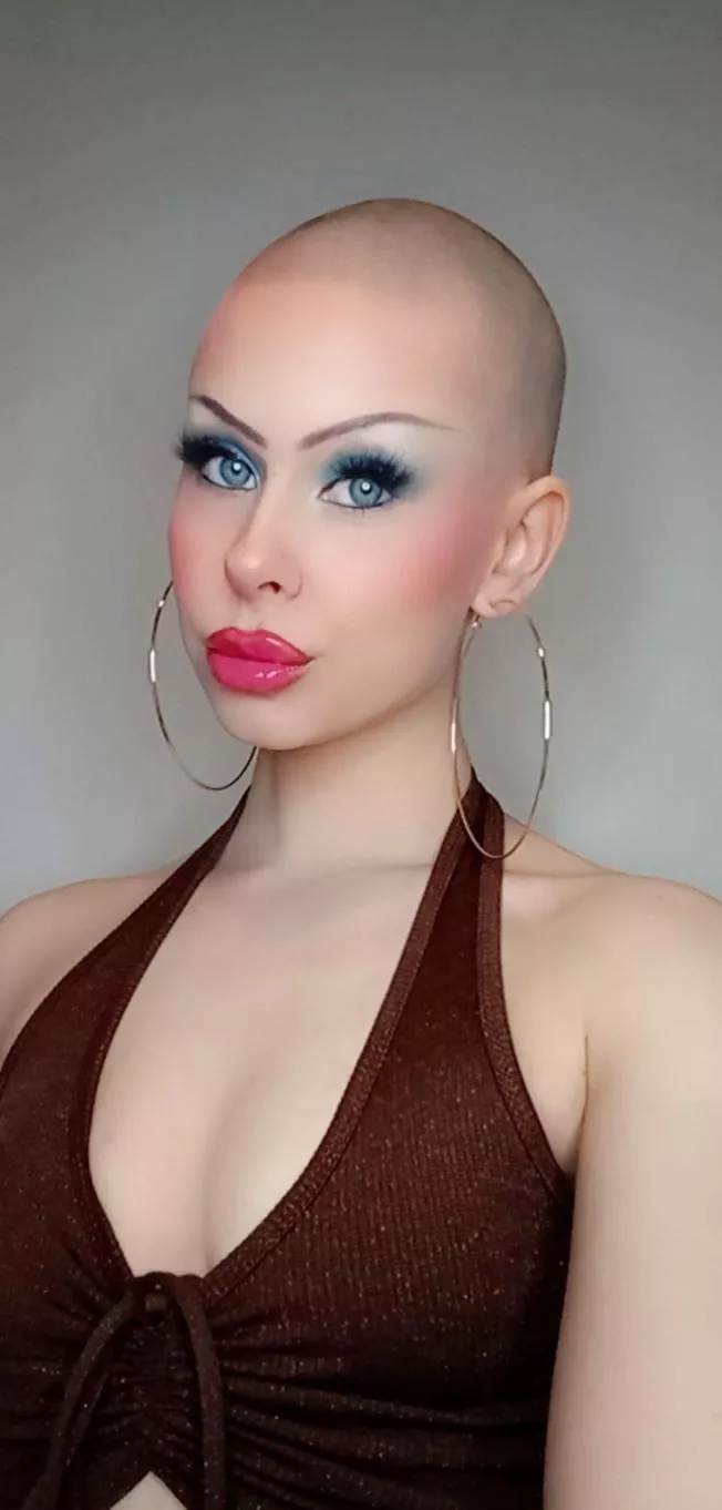 Littl selfie post today