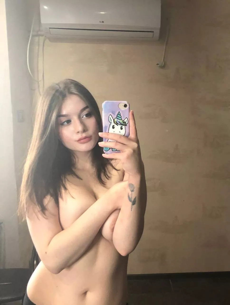 Little Estonian girl wants your cock, daddy 🥰 link below FREE