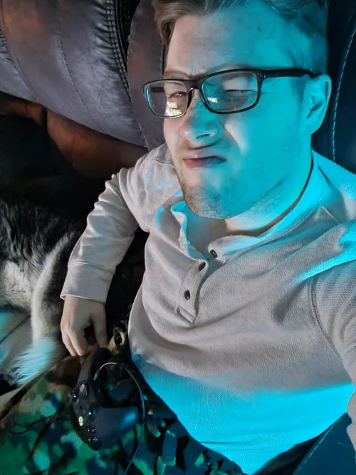 Little Monday morning gaming. How are you handsome gents?