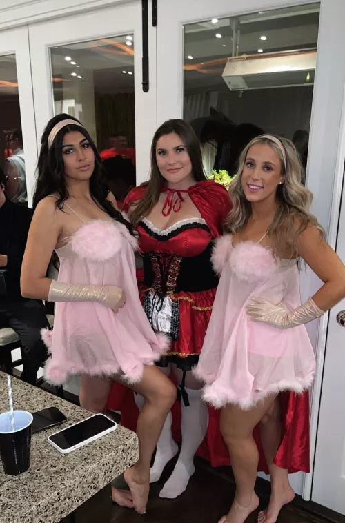 Little Red Riding Fembots Little Red Riding Fembots