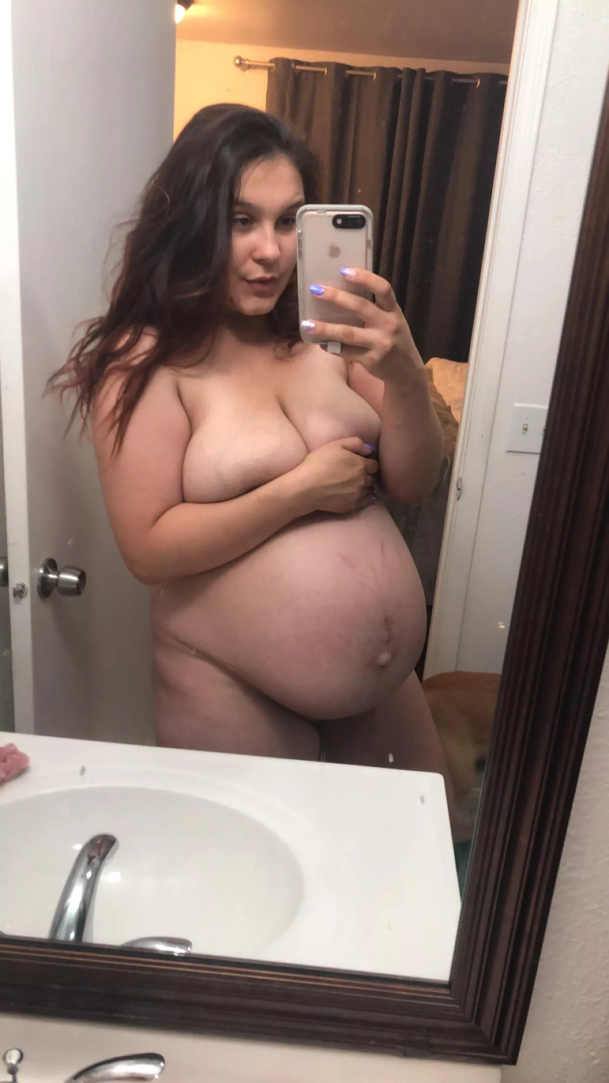 Little throwback for you guys, remember me? Pregnant again and can’t wait to get this big again, maybe bigger. Girl or boy? Add me and follow through the pregnancy with me!