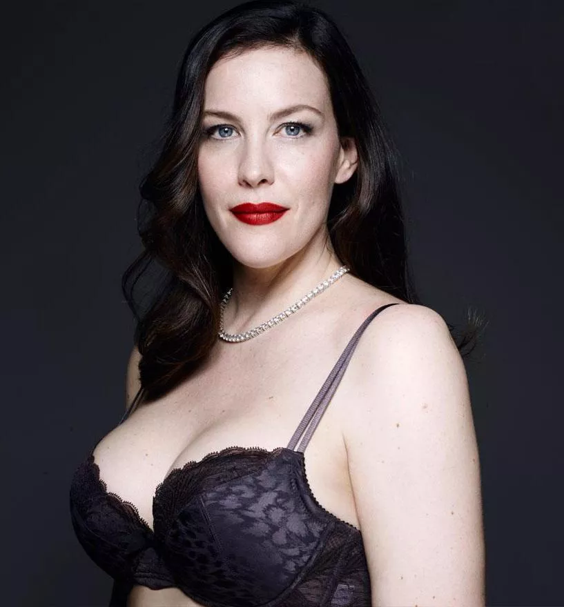 Liv Tyler is yummy Liv Tyler is yummy