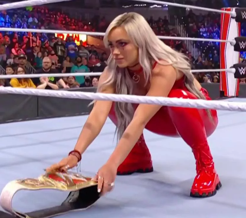 Liv's hottest look on raw😍 Liv's hottest look on raw😍