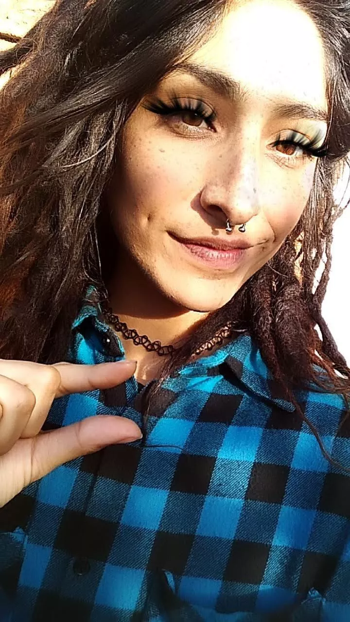 Locktober is here 🔓 and your Latin Alpha Goddess is ready to pound that sissy ass, lock you and punish you like the pathetic slutty slave you are 😈💅 [domme]