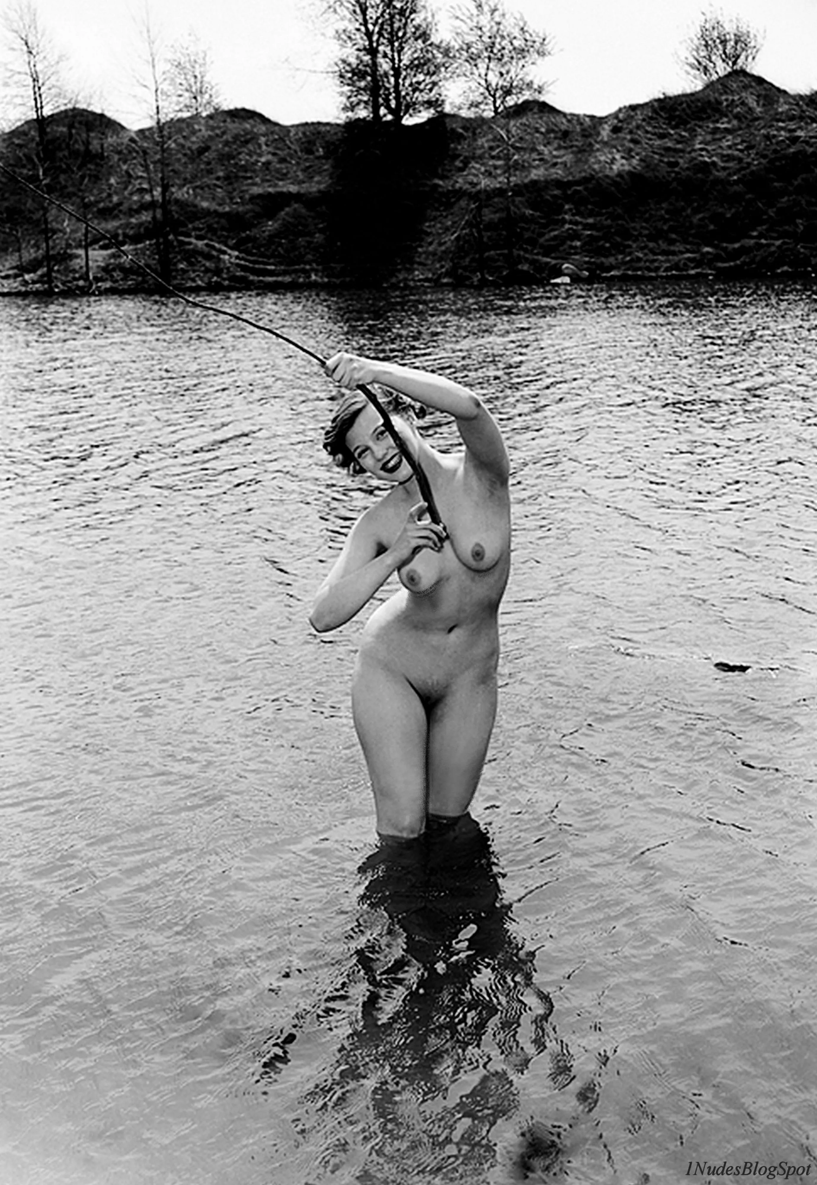 Lois Bishop Photographed By Edmund Leja Nudes