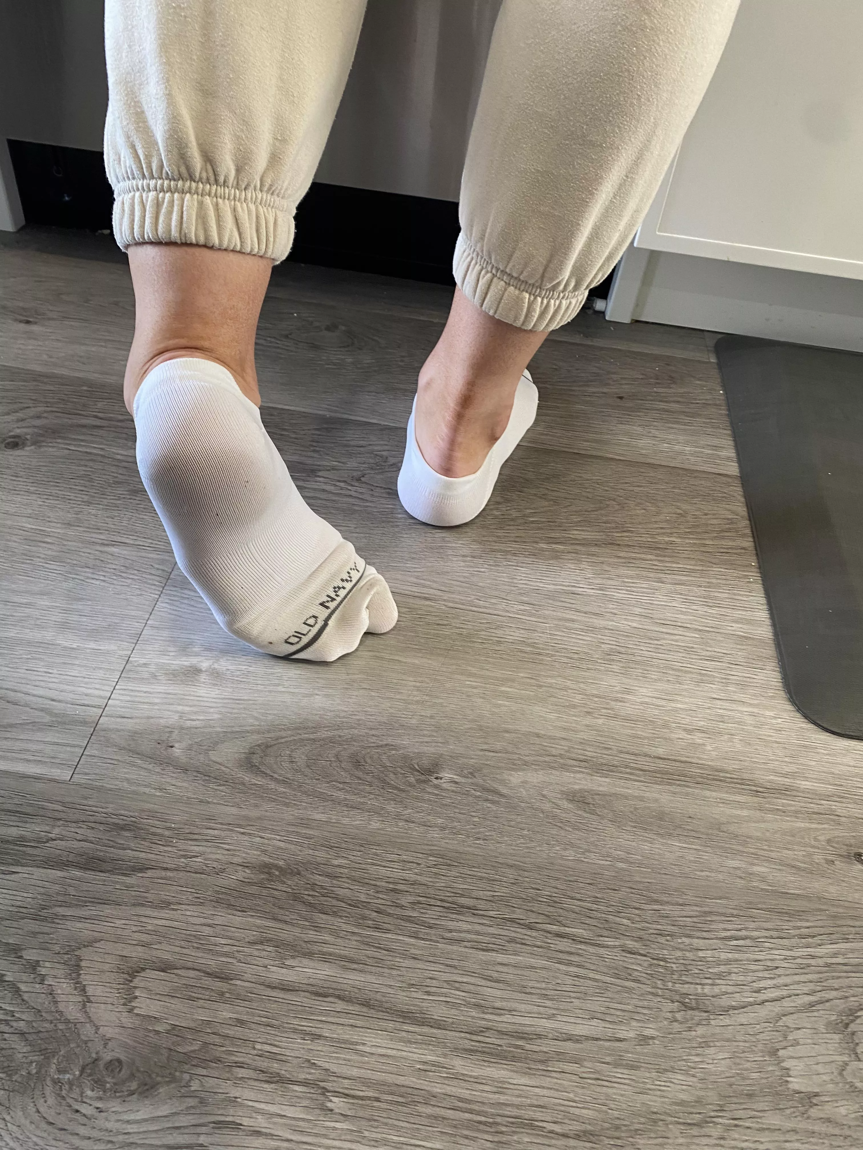 Long day of baking ahead! 🇨🇦🇨🇦 happy Sunday!