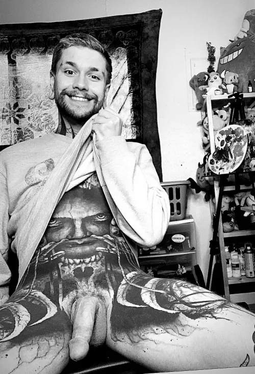 Long time no Reddit! I miss you all, hope life has been kind. Recently split my tongue and took some down time to heal but Iโm back in business ๐งก๐