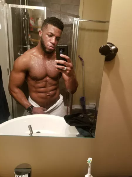 Long time no see. I had take care of my life, but let's hope I'm back for good