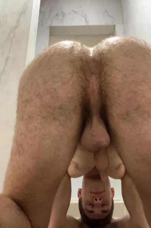 Look at how tiny and tight my hole looks here