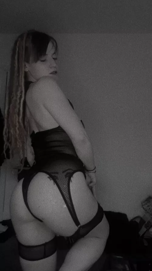 Look at me. You're mine now😈 [domme]