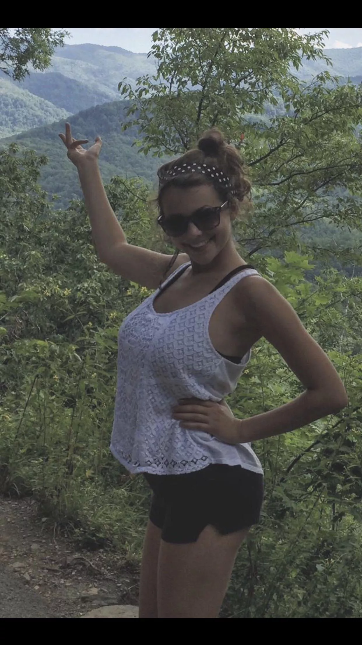 Look at those mountains