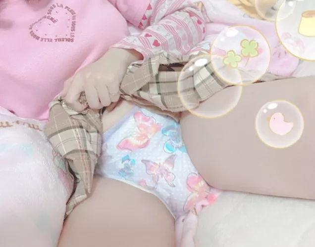 look!! buttaflys!!!!