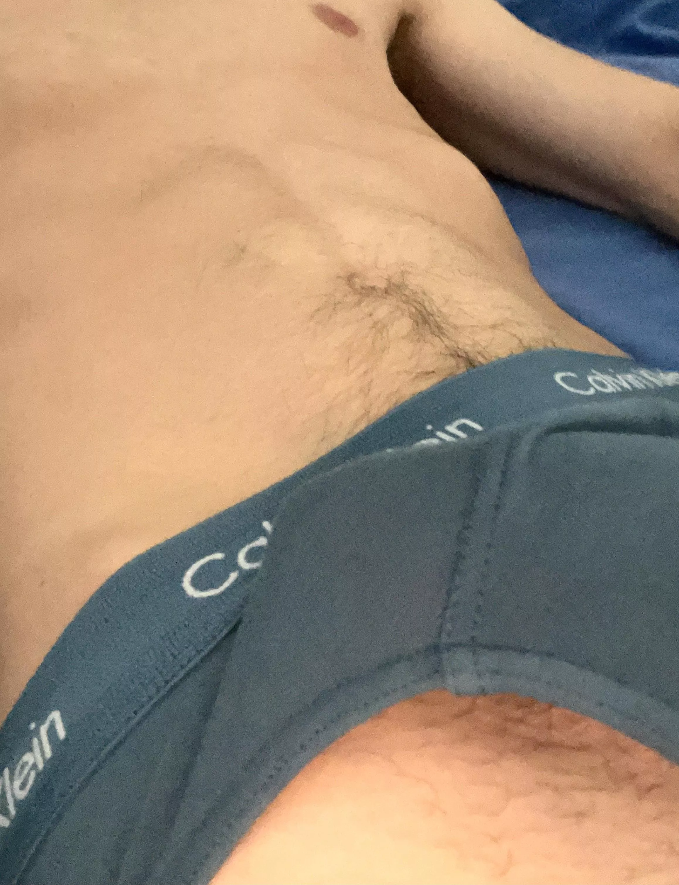 look how he gets up (23) ?