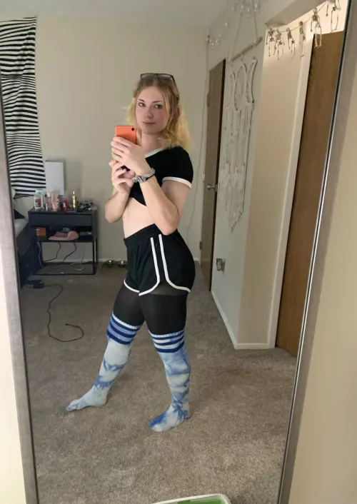 lookin like i could kick some ass in volleyball with these socks
