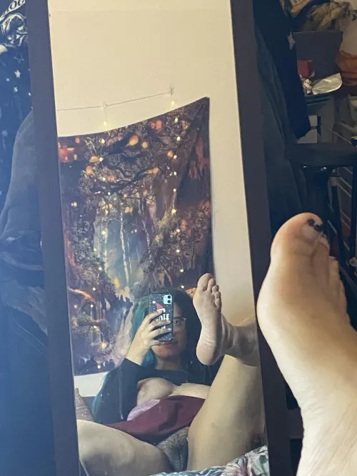 Looking at my pussy in the mirror turns me on