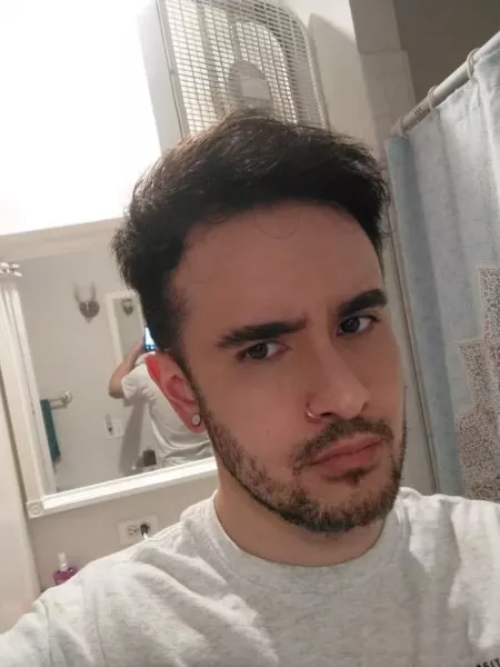 Looking for more gayming buddies! Currently obsessed with genshin let's PLAY Looking for more gayming buddies! Currently obsessed with genshin let's PLAY