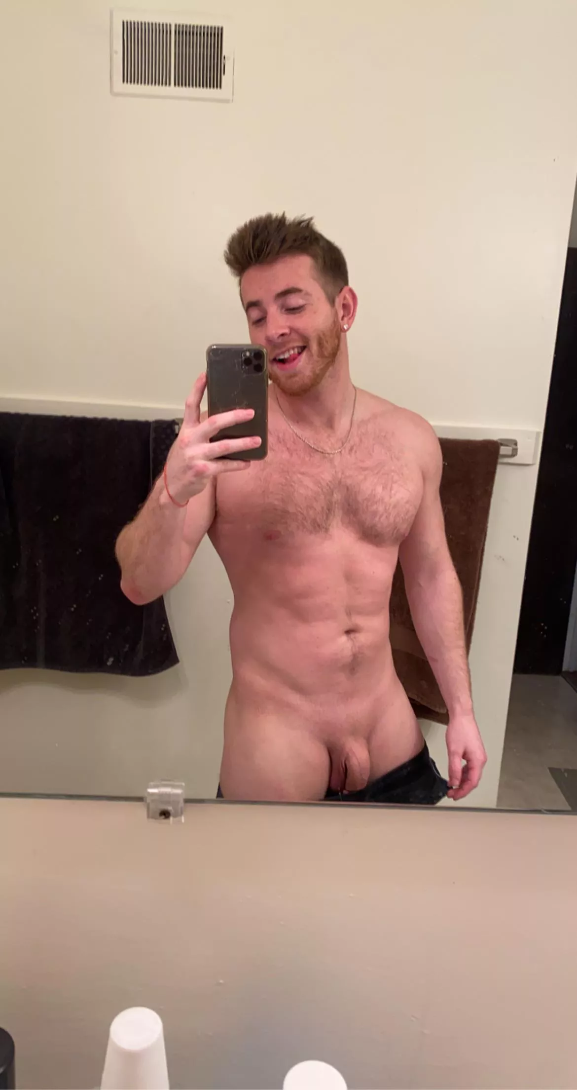 Looking for somewhere too put my cock 😉