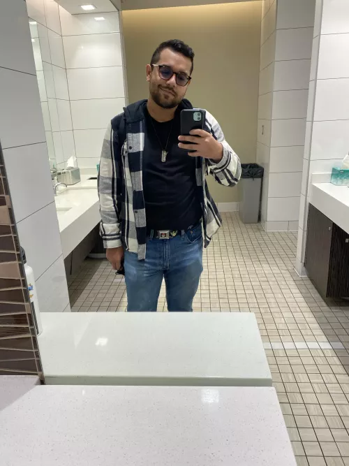 Looking for WoW tbc buddies! Looking for WoW tbc buddies!