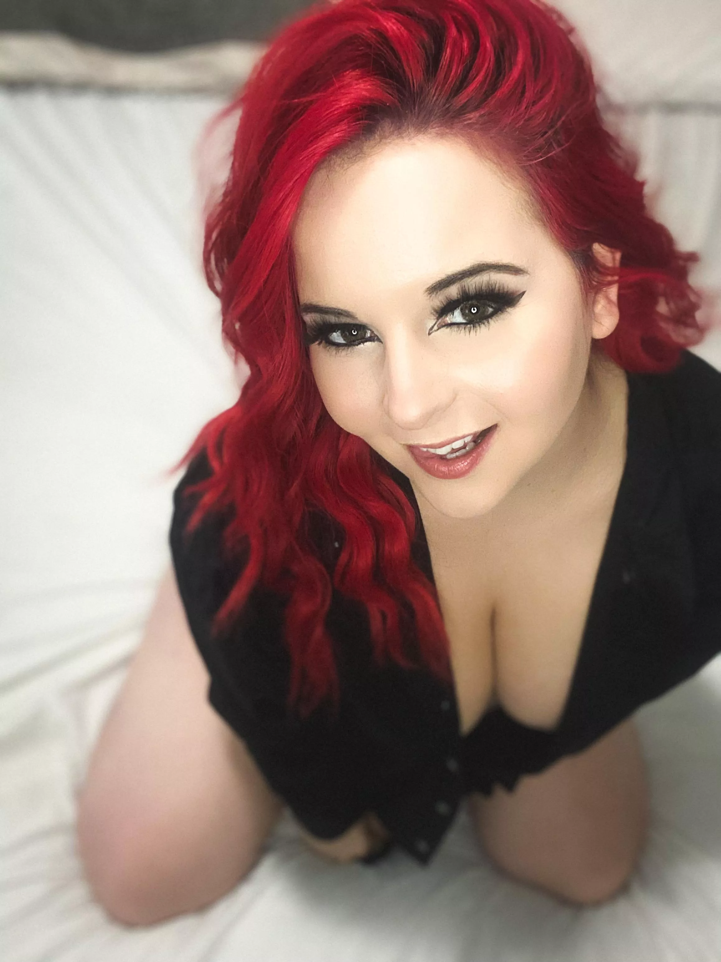 Looking innocent but if only you knew what I was thinking 😏 Looking innocent but if only you knew what I was thinking 😏