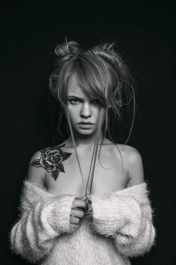 Looking like a very bad girl Looking like a very bad girl