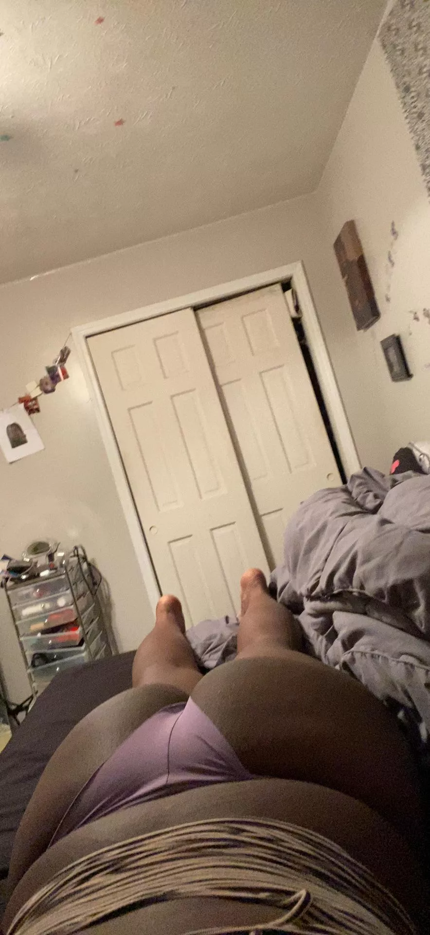 Looking to trade and cum before work, can verify, kik: BigBaloosa Looking to trade and cum before work, can verify, kik: BigBaloosa