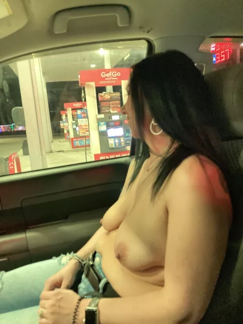 Looking to trade for those mom bods, saggy tits, hairy pussies. Send sample to telegram: bar0036