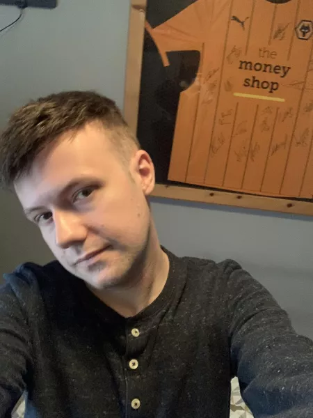 Lost some confidence in my appearance so got a new hair do.