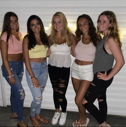 Lot of choices. Why u picking who?