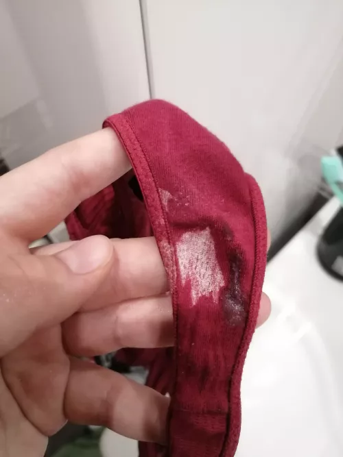 lots of cum