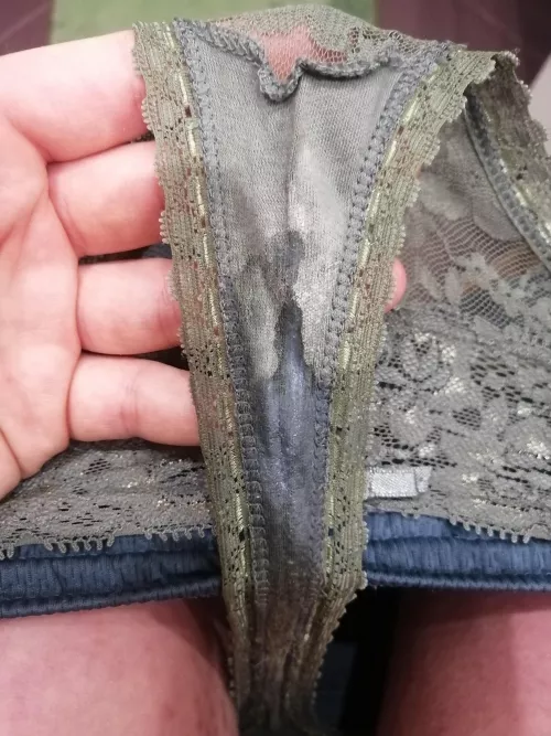 Lots of cum